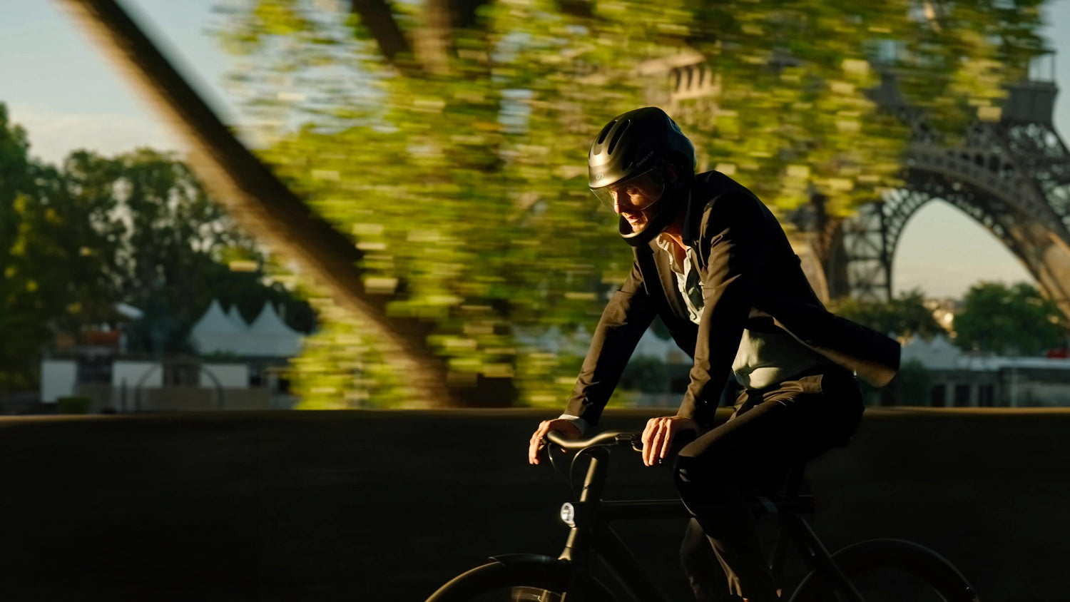 Vélos et trottinettes électriques : La révolution urbaine